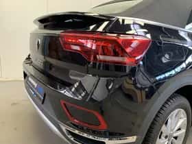 Volkswagen T-Roc (2024) thumbnail 13