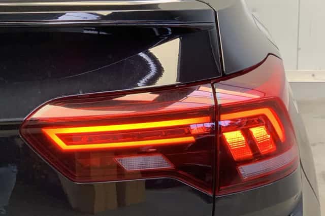 Volkswagen T-Roc (2024) thumbnail 15