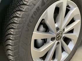 Volkswagen T-Roc (2024) thumbnail 16