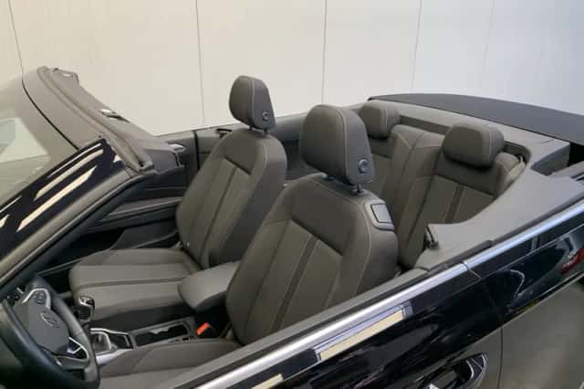 Volkswagen T-Roc (2024) thumbnail 34