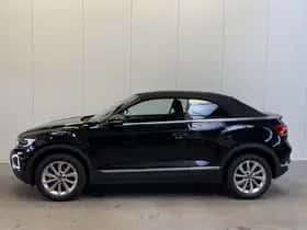 Volkswagen T-Roc (2024) thumbnail 5
