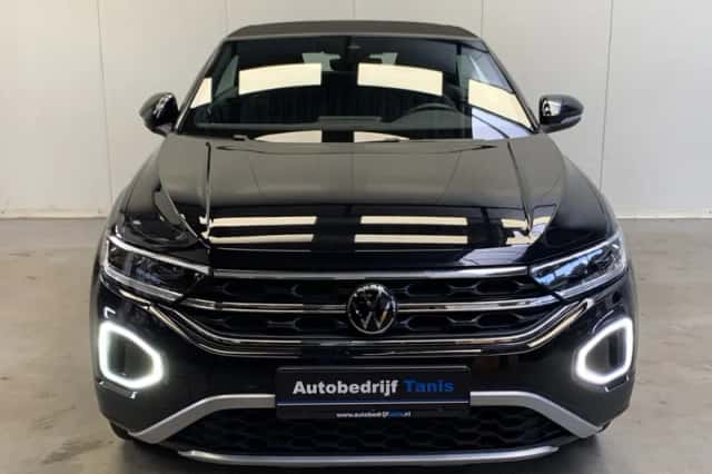 Volkswagen T-Roc (2024) thumbnail 42