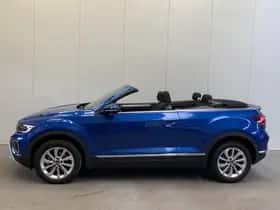 Volkswagen T-Roc (2024) thumbnail 3