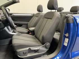 Volkswagen T-Roc (2024) thumbnail 38