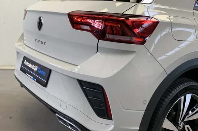 Volkswagen T-Roc (2024) thumbnail 13