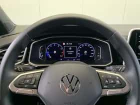 Volkswagen T-Roc (2024) thumbnail 18