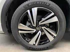 Volkswagen T-Roc (2024) thumbnail 7