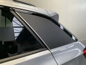 Volkswagen T-Roc (2024) thumbnail 18
