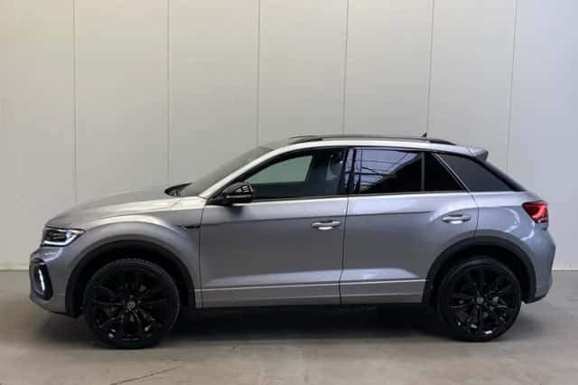 Volkswagen T-Roc (2024) thumbnail 3