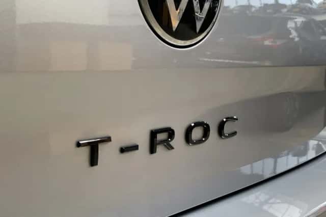 Volkswagen T-Roc (2024) thumbnail 21