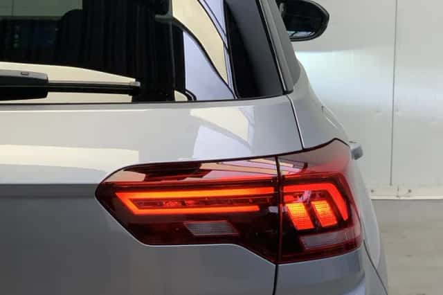 Volkswagen T-Roc (2024) thumbnail 22
