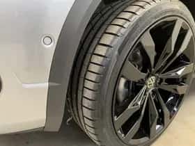 Volkswagen T-Roc (2024) thumbnail 23