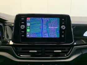 Volkswagen T-Roc (2024) thumbnail 36