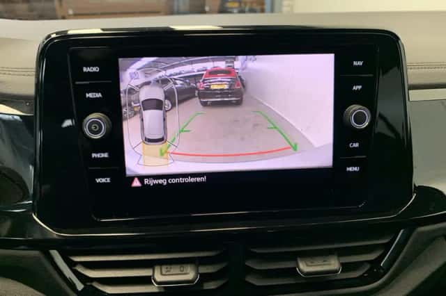 Volkswagen T-Roc (2024) thumbnail 42