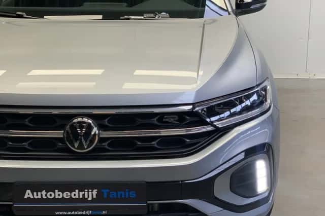 Volkswagen T-Roc (2024) thumbnail 10
