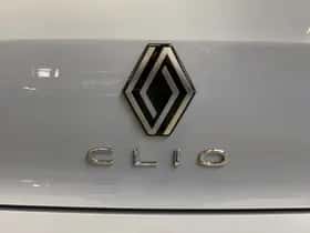 Renault Clio (2024) thumbnail 18