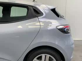 Renault Clio (2024) thumbnail 3