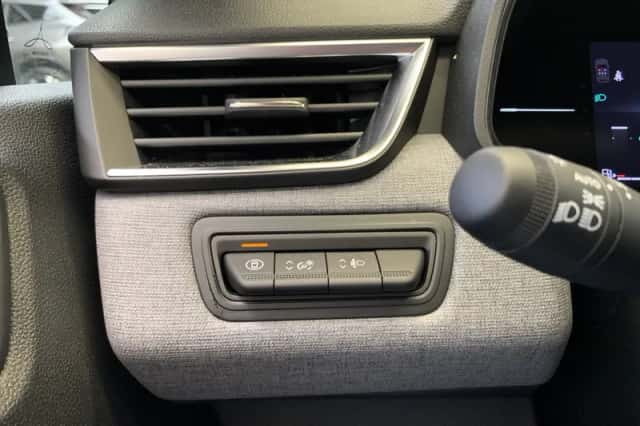 Renault Clio (2024) thumbnail 29