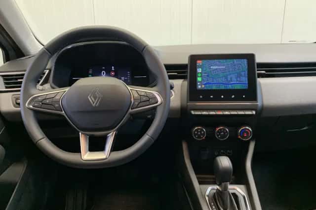 Renault Clio (2024) thumbnail 4