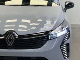 Renault Clio (2024) thumbnail 10