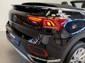 Volkswagen T-Roc (2024) thumbnail 13