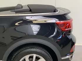 Volkswagen T-Roc (2024) thumbnail 16
