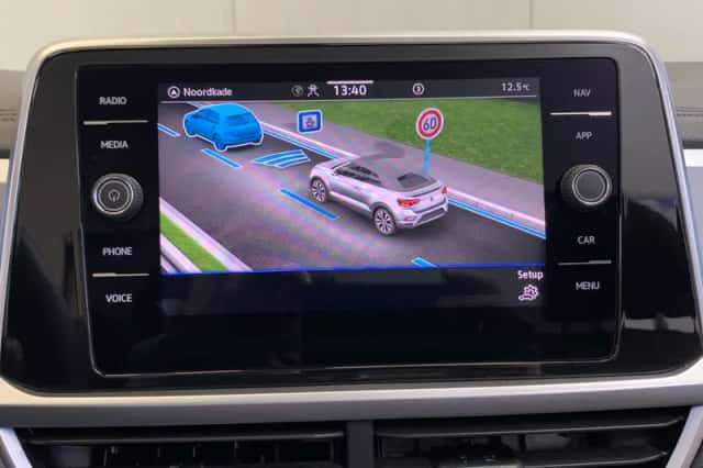Volkswagen T-Roc (2024) thumbnail 30