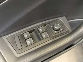 Volkswagen T-Roc (2024) thumbnail 39