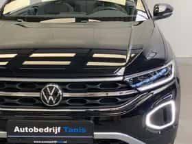 Volkswagen T-Roc (2024) thumbnail 9