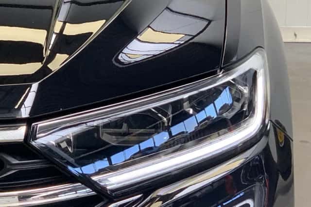 Volkswagen T-Roc (2024) thumbnail 10