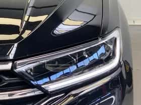 Volkswagen T-Roc (2024) thumbnail 10