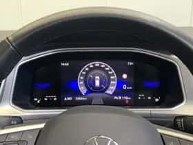 Volkswagen T-Roc (2024) thumbnail 17