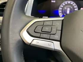 Volkswagen T-Roc (2024) thumbnail 18