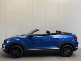 Volkswagen T-Roc (2024) thumbnail 3