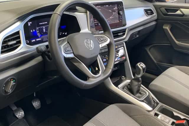 Volkswagen T-Roc (2024) thumbnail 33