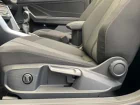 Volkswagen T-Roc (2024) thumbnail 35