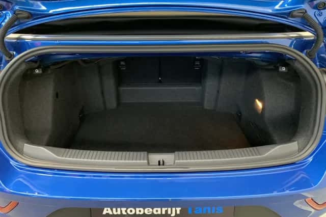 Volkswagen T-Roc (2024) thumbnail 42