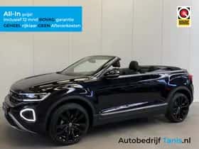 Volkswagen T-Roc (2024) thumbnail 1