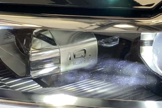 Volkswagen T-Roc (2024) thumbnail 13
