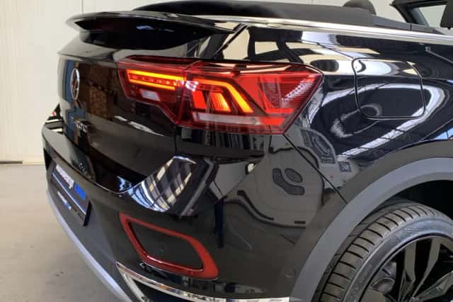 Volkswagen T-Roc (2024) thumbnail 15