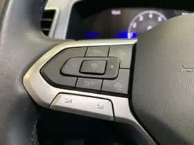 Volkswagen T-Roc (2024) thumbnail 21