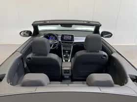 Volkswagen T-Roc (2024) thumbnail 43