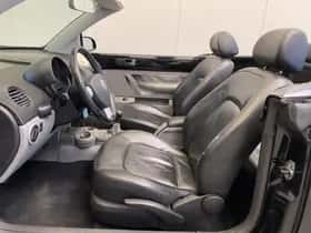 Volkswagen New (2003) thumbnail 2