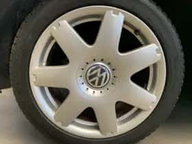 Volkswagen New (2003) thumbnail 7