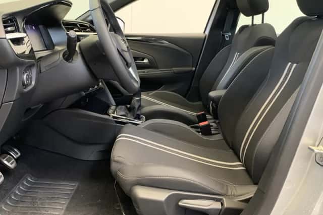 Opel Corsa (2024) thumbnail 2