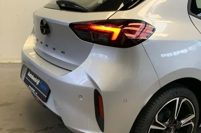 Opel Corsa (2024) thumbnail 18