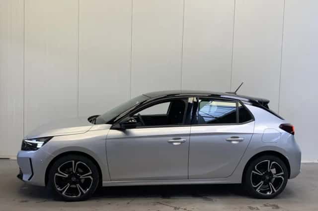 Opel Corsa (2024) thumbnail 3