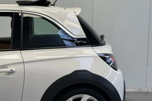 Opel Adam (2015) thumbnail 18
