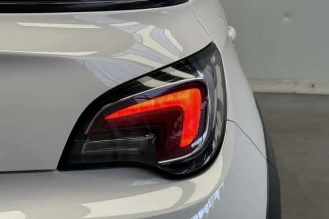 Opel Adam (2015) thumbnail 19