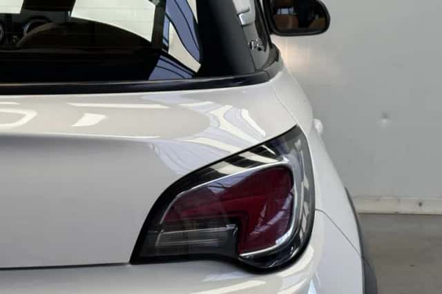 Opel Adam (2015) thumbnail 22